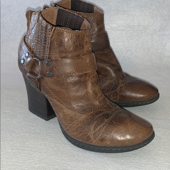 b.o.c. Sasha Harness Distressed Leather Booties - Picture 2 of 6
